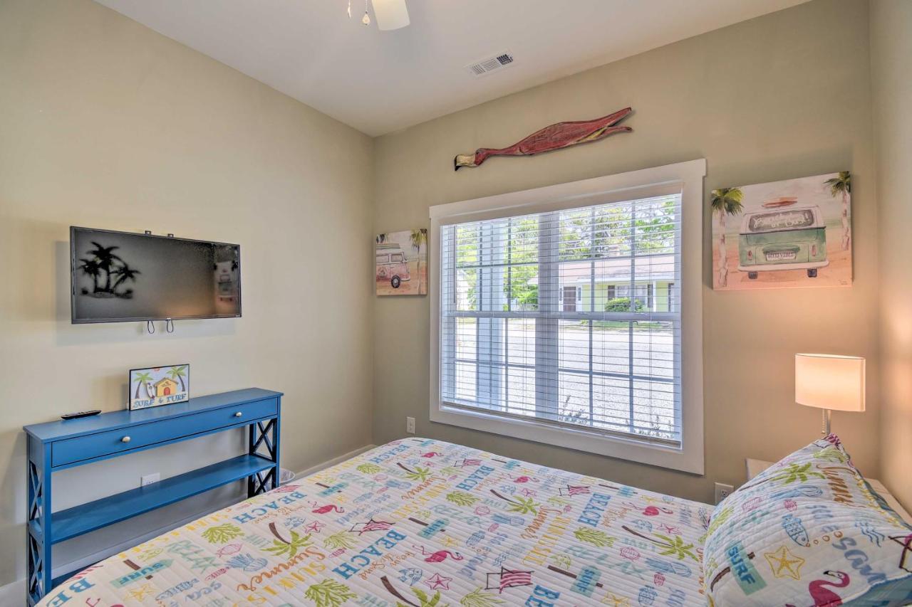 Ocean Isle Beach Home With Shared Lanai And Grill Екстер'єр фото